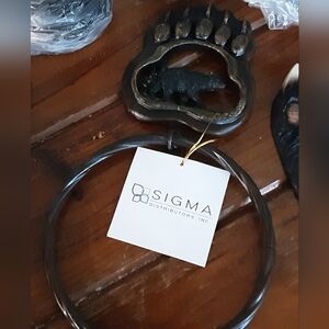 BEAR Paw Towel Ring